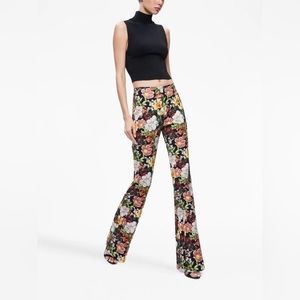 Brand new, still in packaging never worn beautiful Alice + Olivia pants.